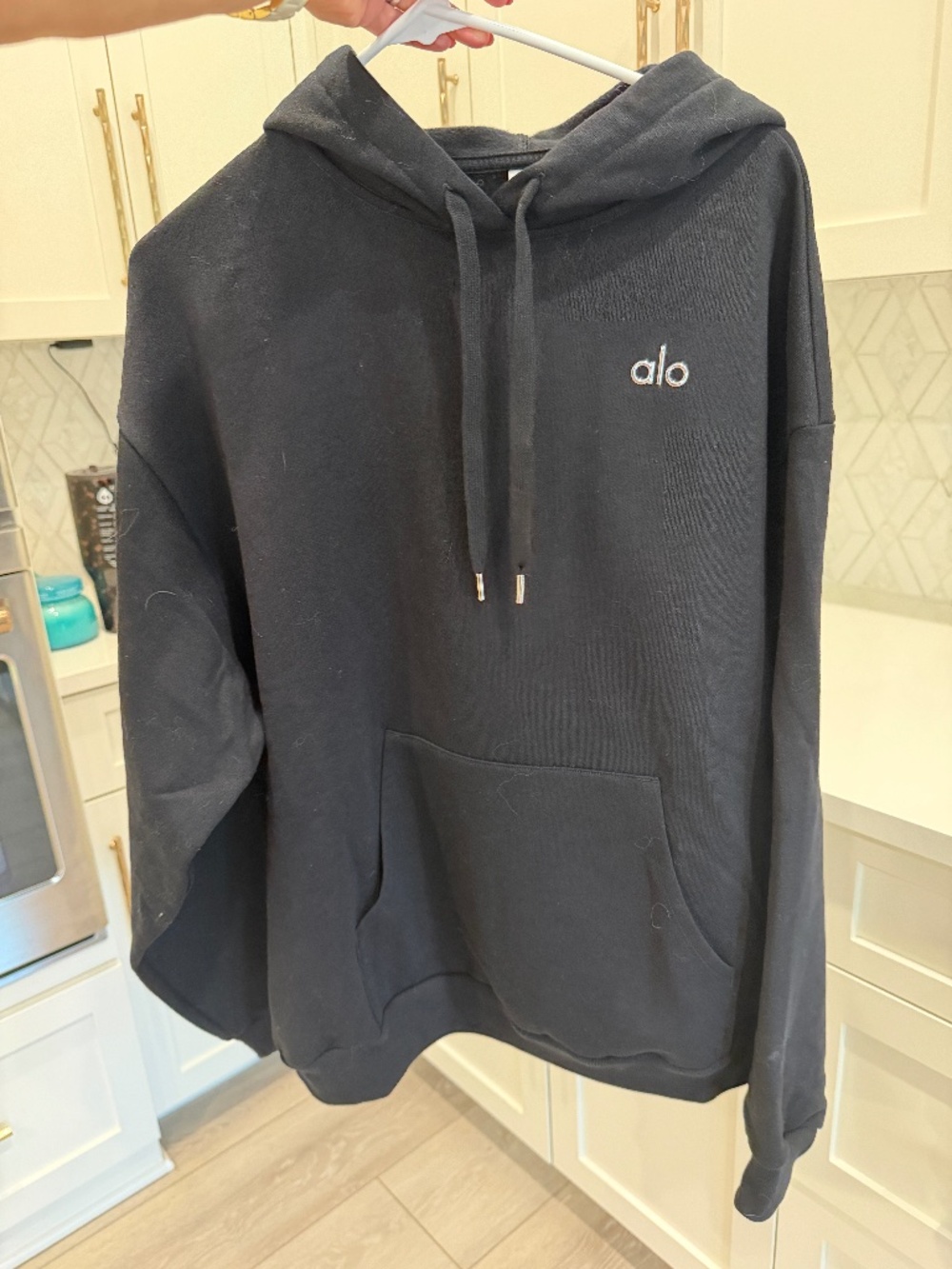 Alo Yoga Accolade Hoodie, Black, size M